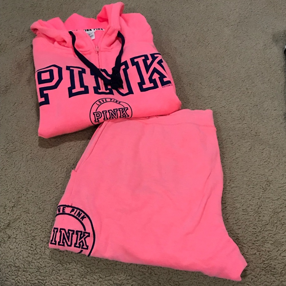 Pink Sweatsuit w/ Pink shirt!